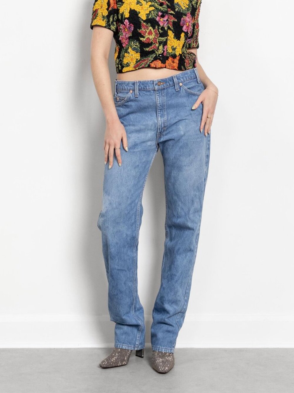 Vintage Levi's 505 Boyfriend Jeans: Faded Relaxed Fit, Made in USA / 42 Inch